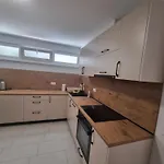 Telalovic * Nečujam
