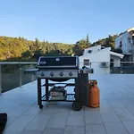 Telalovic アパート Nečujam
